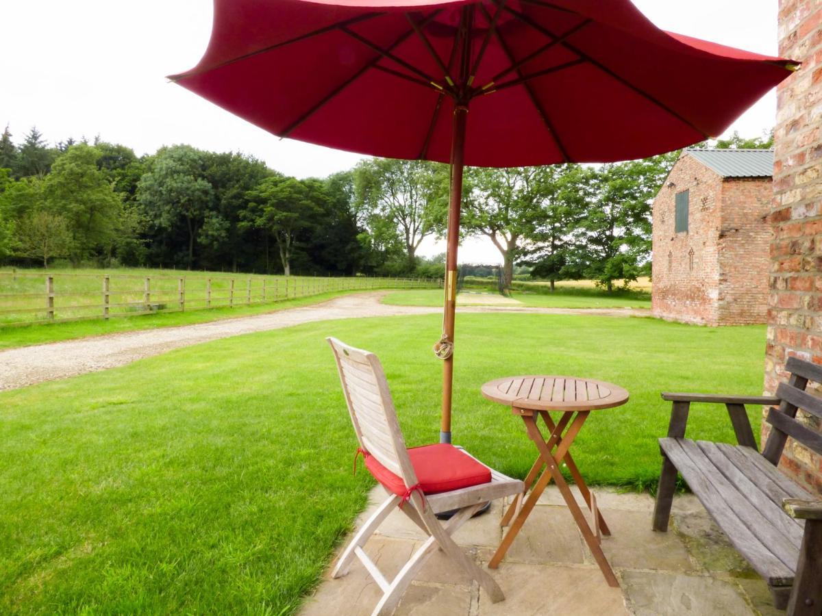 The Stables, Crayke Lodge Exterior photo